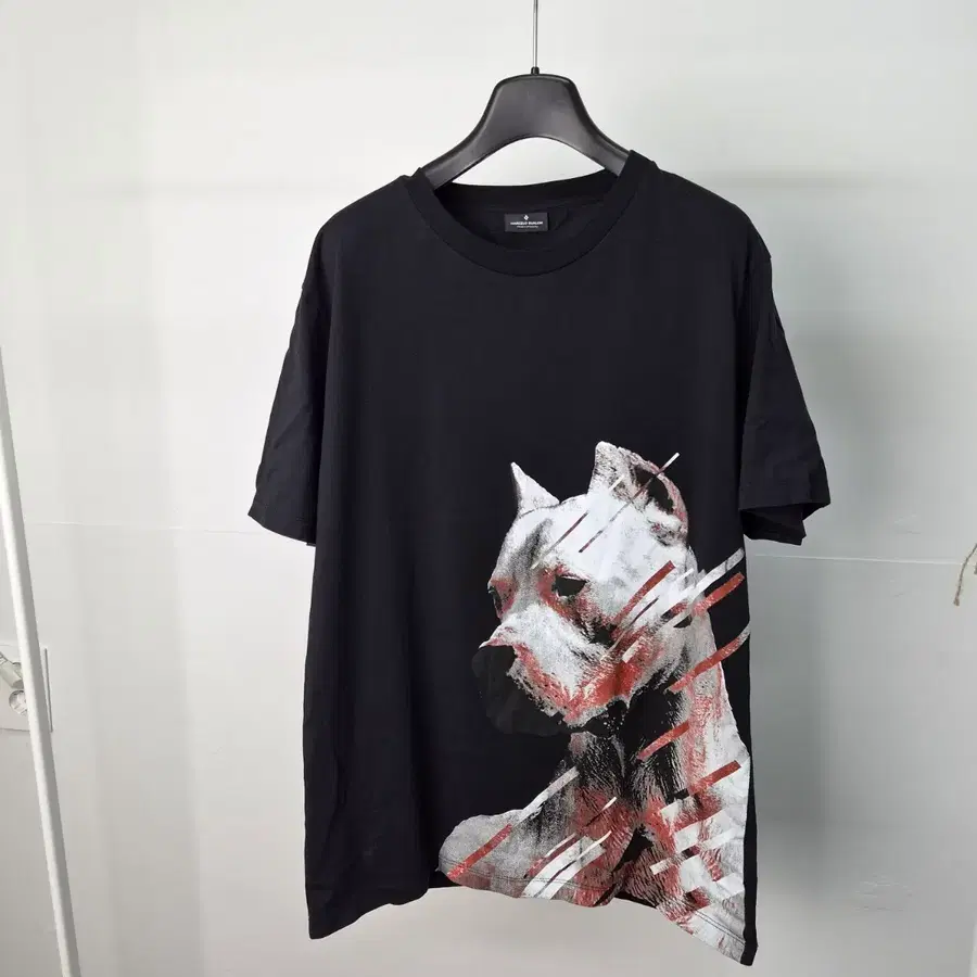 마르셀로불론 DOG 프린트 반팔티셔츠 남성S  6h25