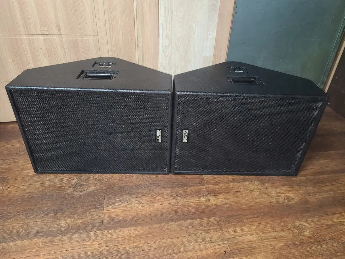 EAW SM 159Z 스피커