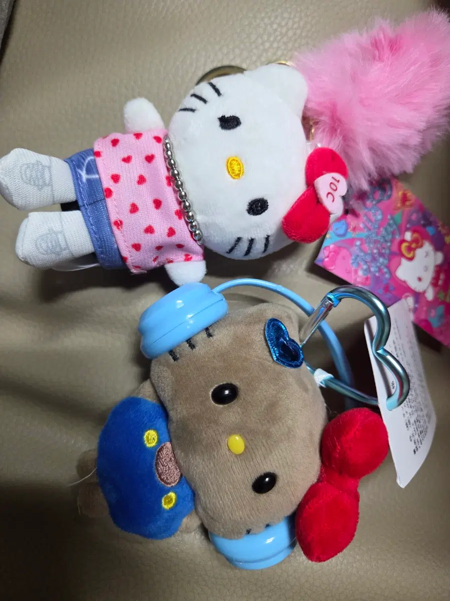 새상품:)헬로키티 인형 키링