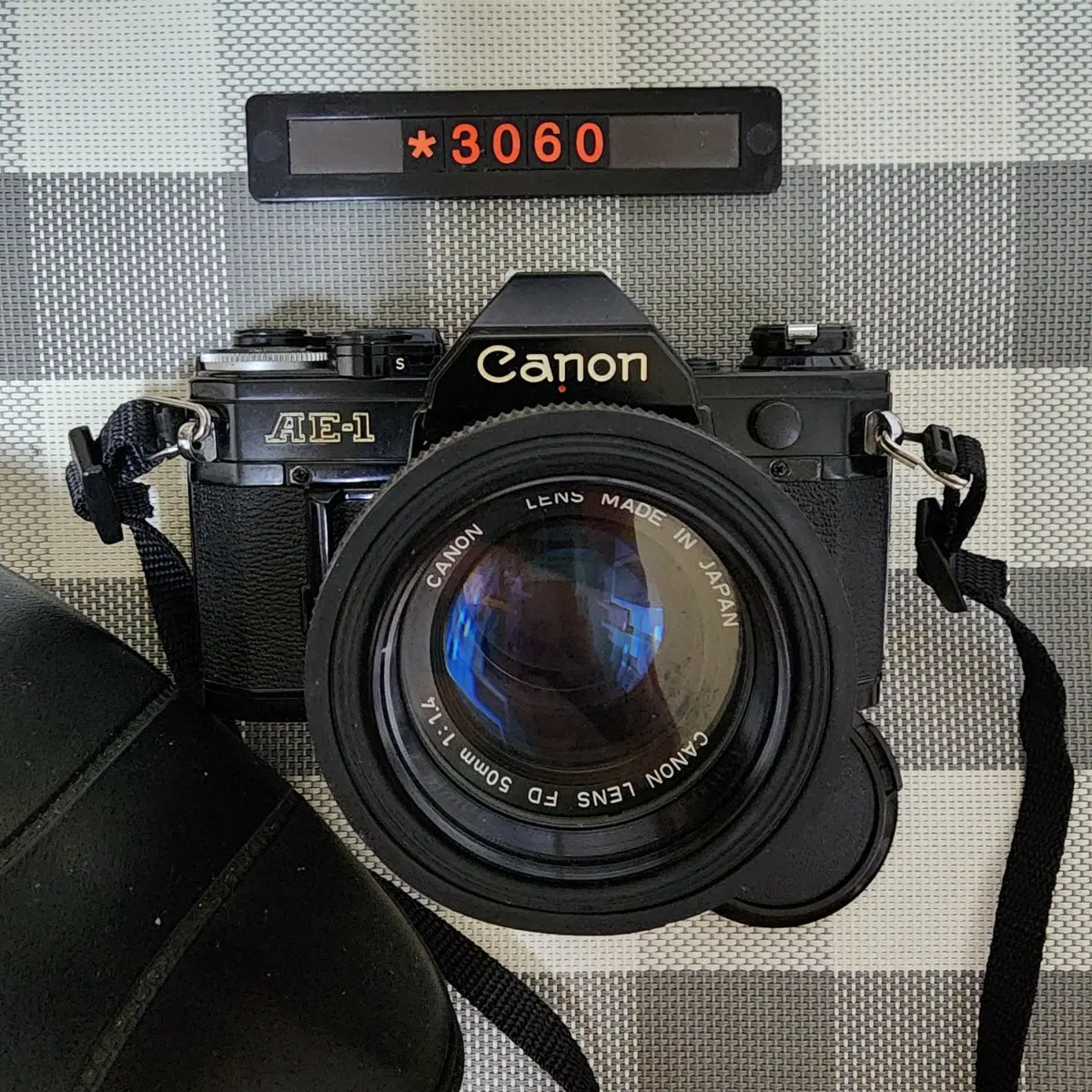 캐논 AE-1 필름카메라 블랙바디 1.4 단렌즈 케이스포함