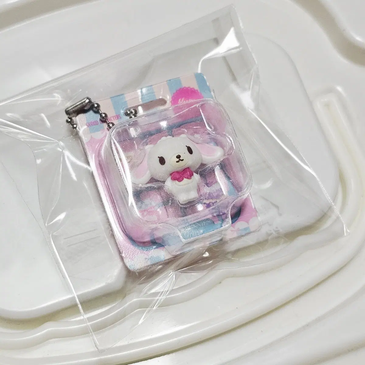 반다이 산리오 패키지 미니어처 컬렉션 가챠 키링 시로우사