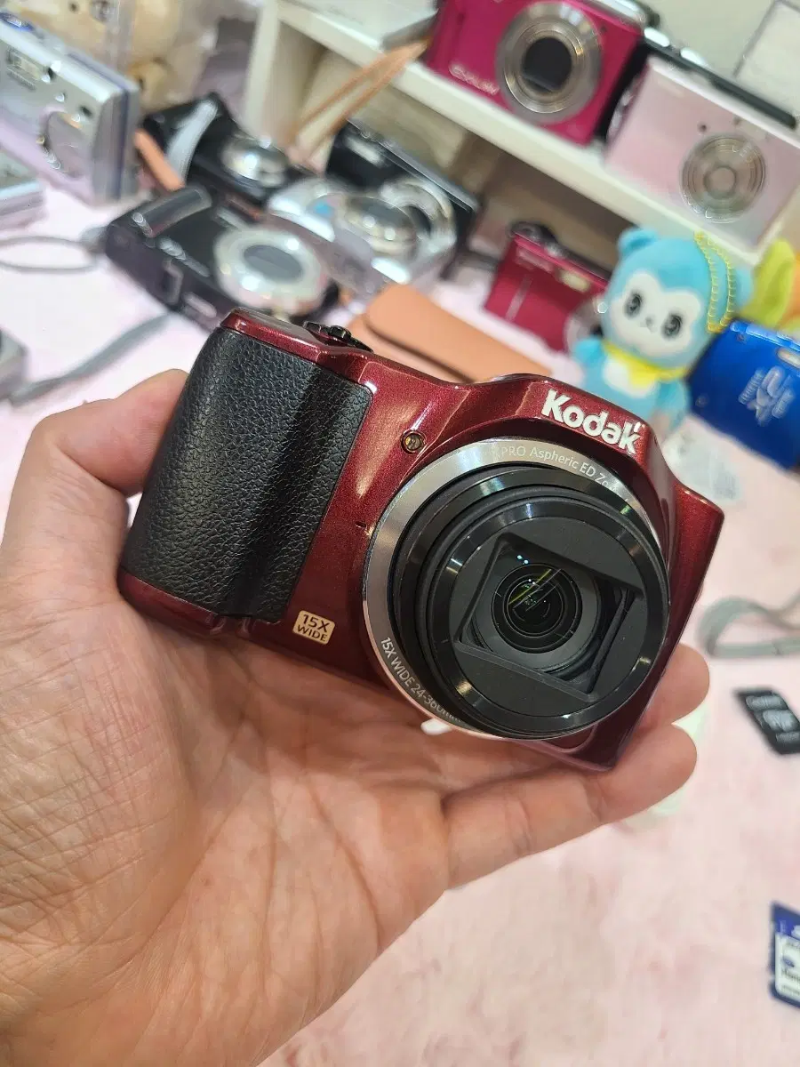 [희귀레어템/필카느낌] 코닥 Kodak Pixpro FZ152 와인레드 | 실물여신 코닥 고유 색감