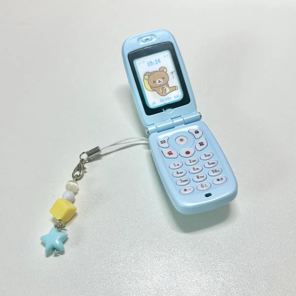 리락쿠마 핸드폰 블루