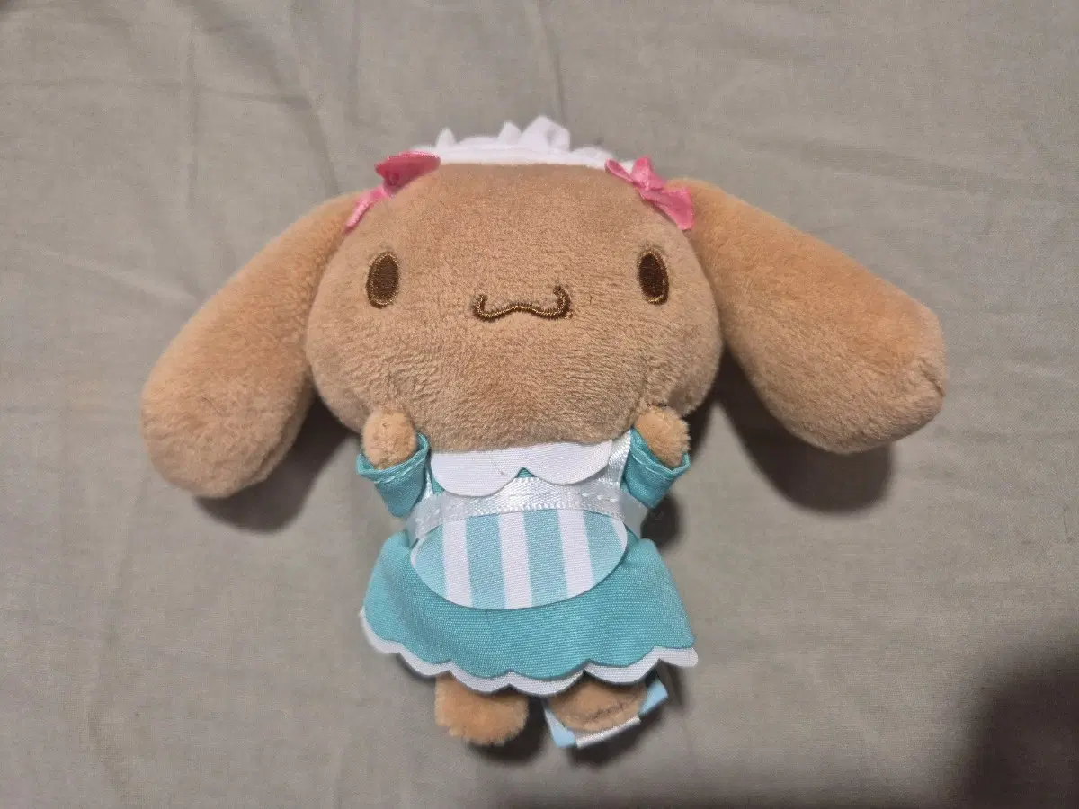 완료)산리오 스위트카페 메이드 모카 인형