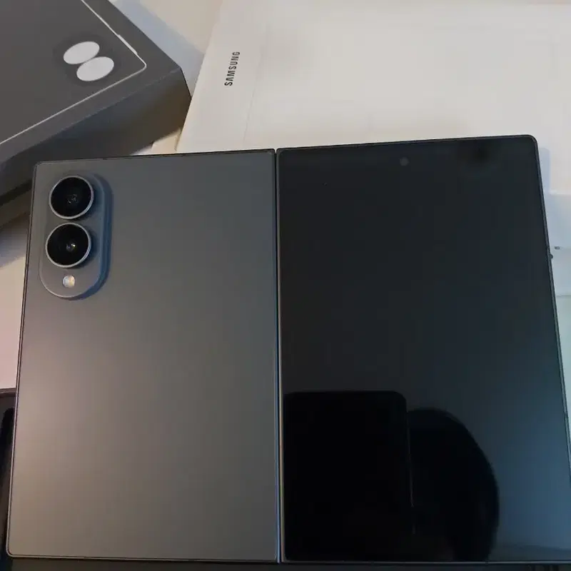 폴드8 와이드 256gb 그라파이트