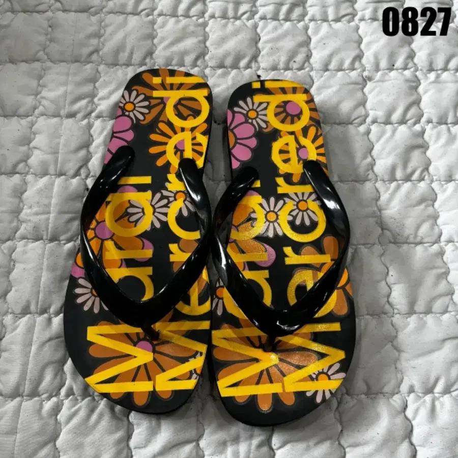 플립플랍 꽃무늬 샌들 230