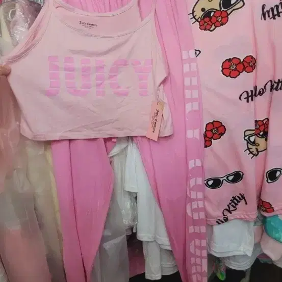 쥬시 꾸뛰르핑크 트레이닝 세트L