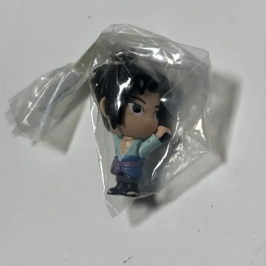 나루토) 고전 질풍전 유라유라 스윙 가챠 키링 스트랩 우치하 사스케