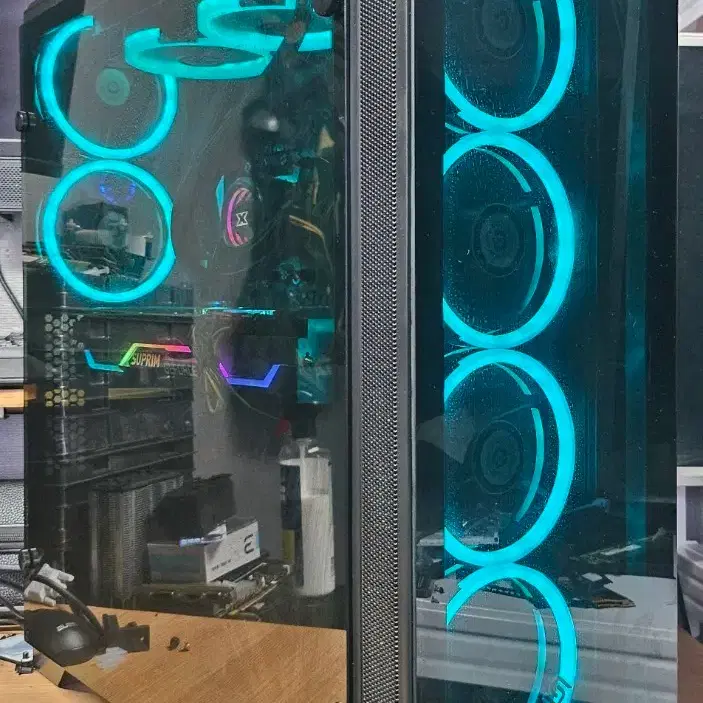 5700X. 3070Ti 컴퓨터 본체