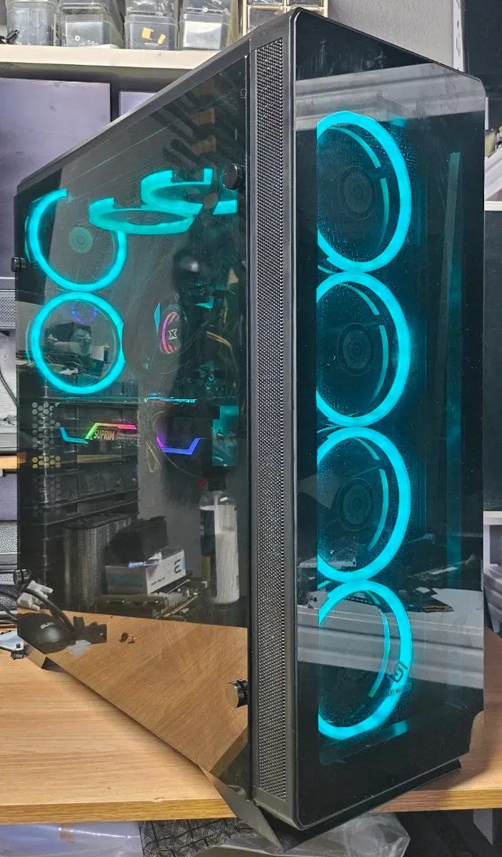 5700X. 3070Ti 컴퓨터 본체