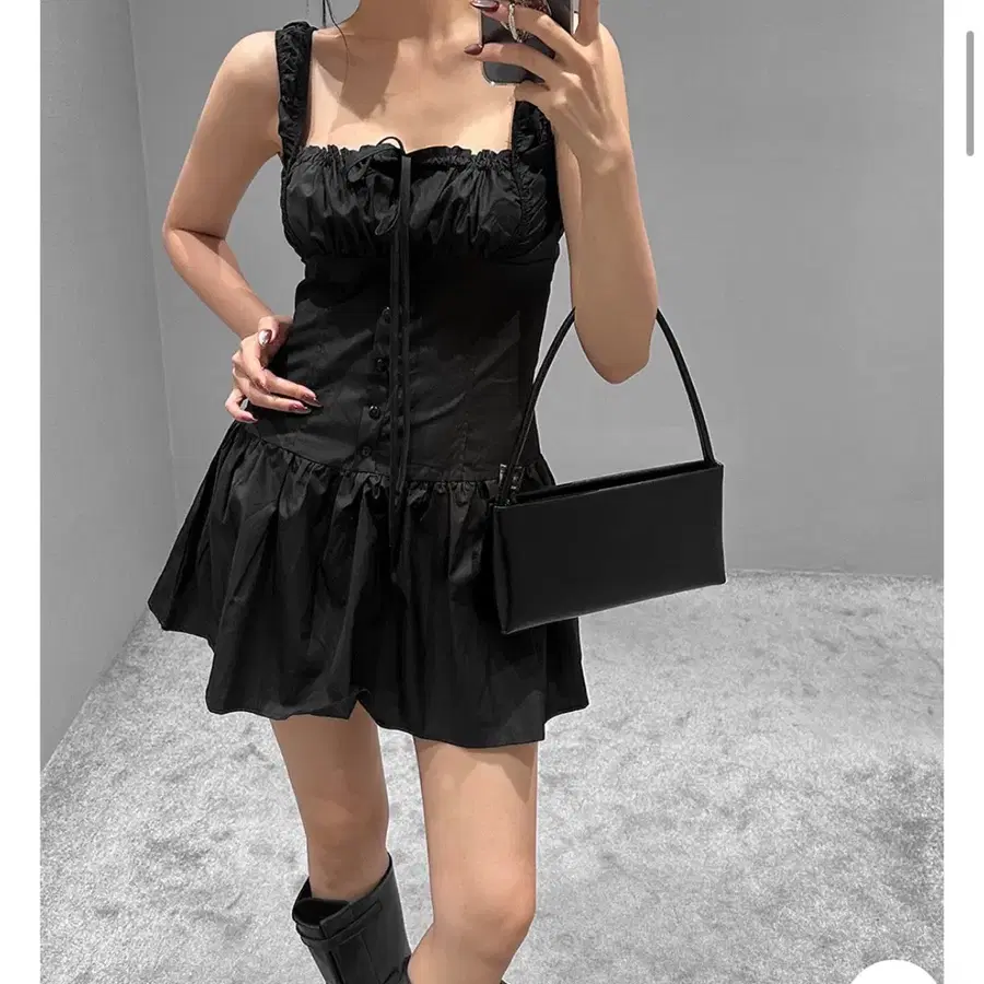 글램 셔링 미니 원피스 블랙 원사이즈