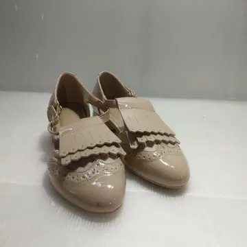 8.21 F400 빔즈하트 앵클 스트랩 베이지 에나멜