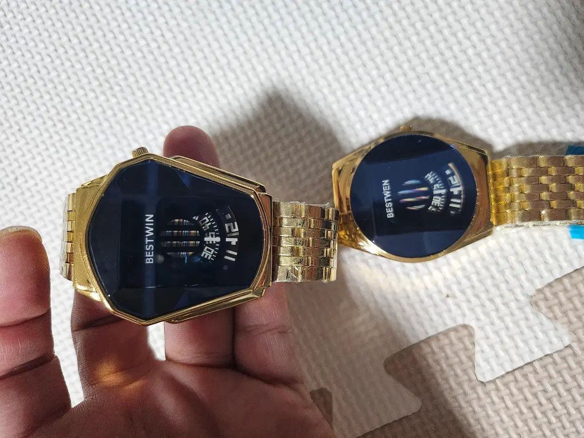 크리에이티브시계팝니다 2개일괄