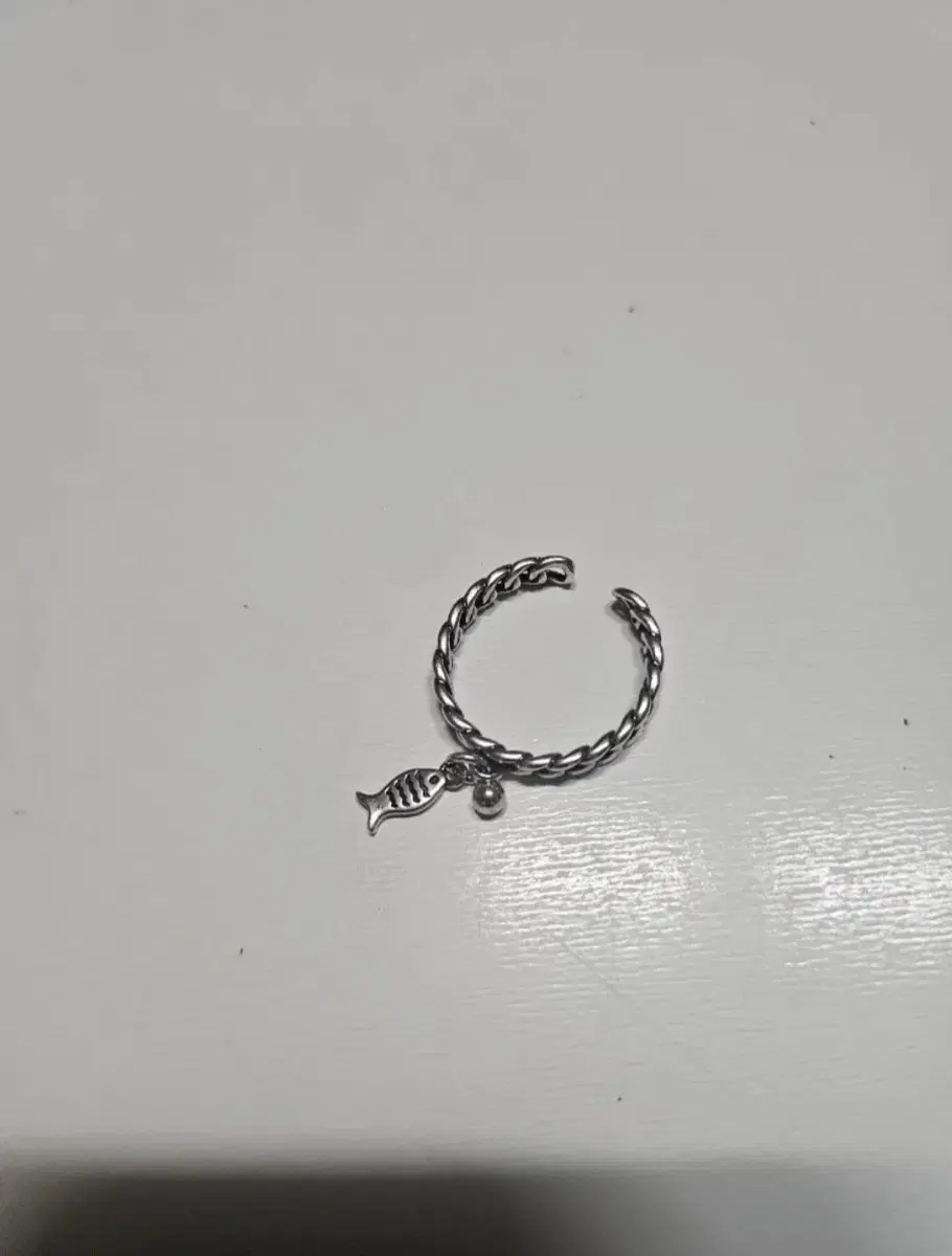 물고기 참 체인 은반지
