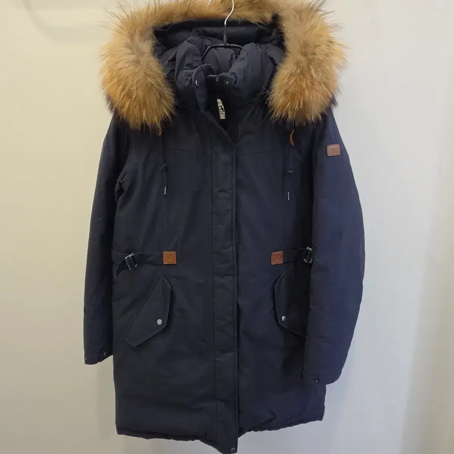 에이글 AIGLE 여성 라쿤퍼 롱패딩 다운점퍼 90(L)