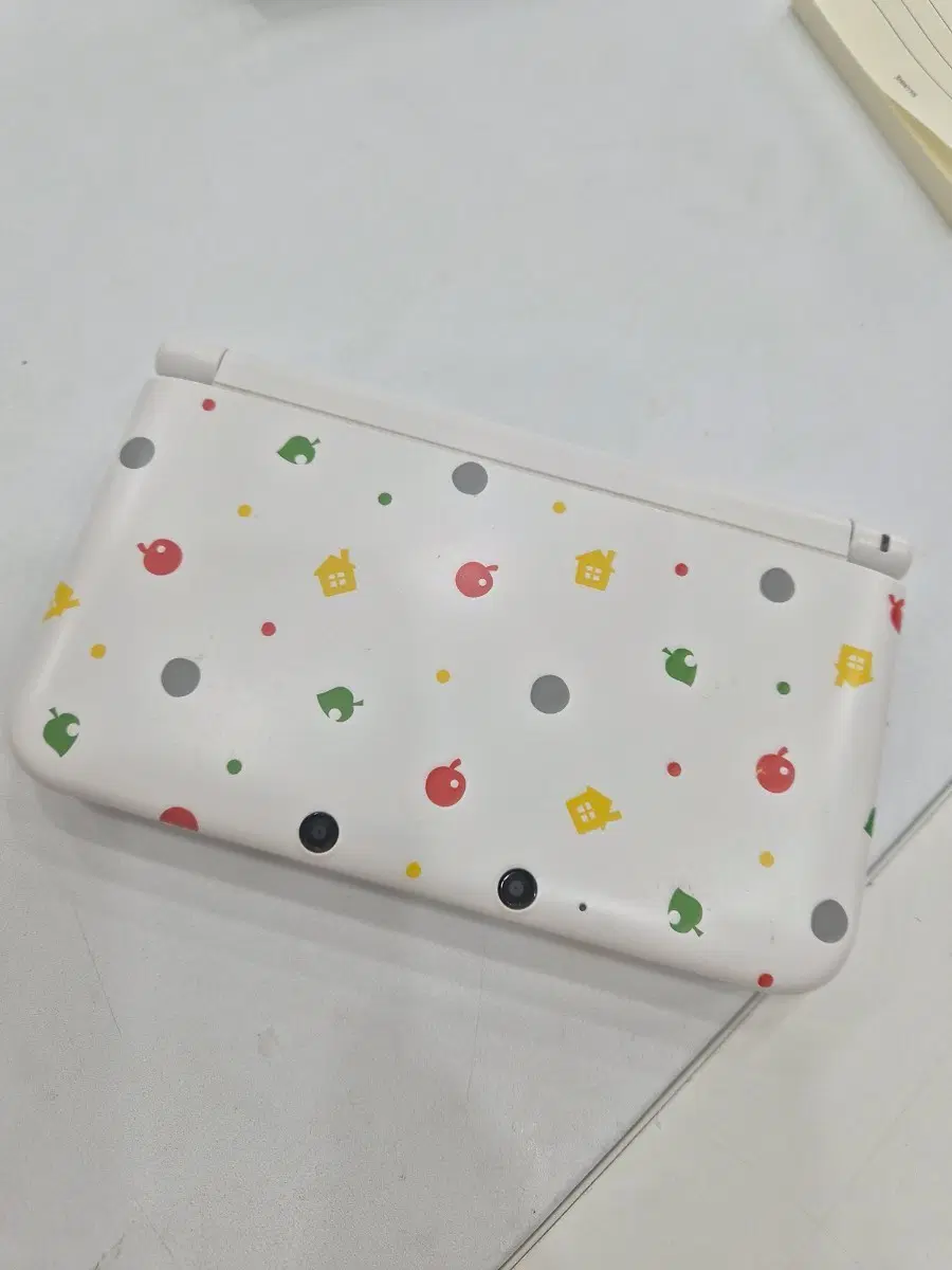 닌텐도 3DS XL 동물의 숲 에디션