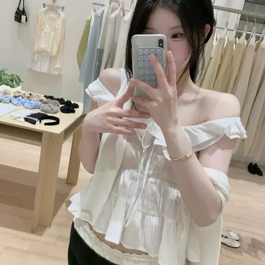 (새상품)누아누아 푸린 블라우스