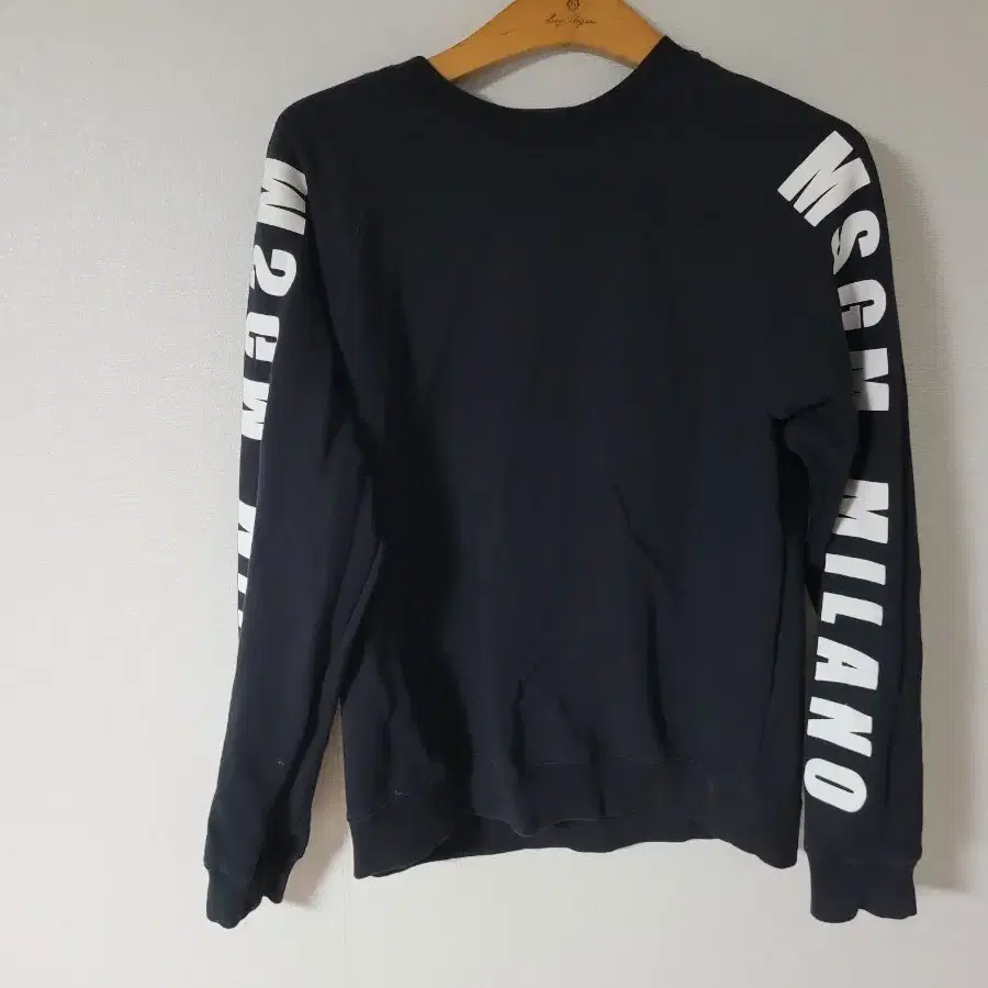 가슴60) MSGM 로고 맨투맨 블랙