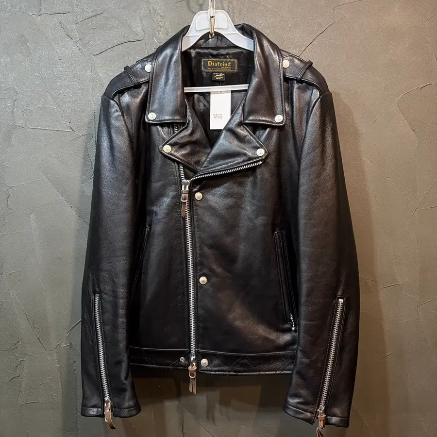 [M] 디아프바인 Diafvine italy steer hide 소가죽 라이더 자켓
