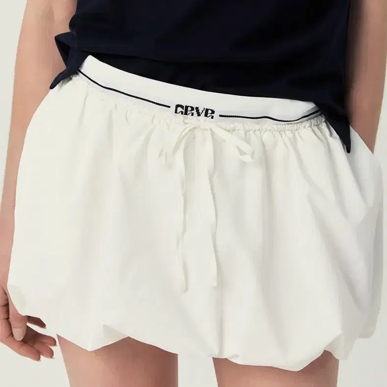 그로브스토어 JULES BALLOON SKIRT IVORY [s size]