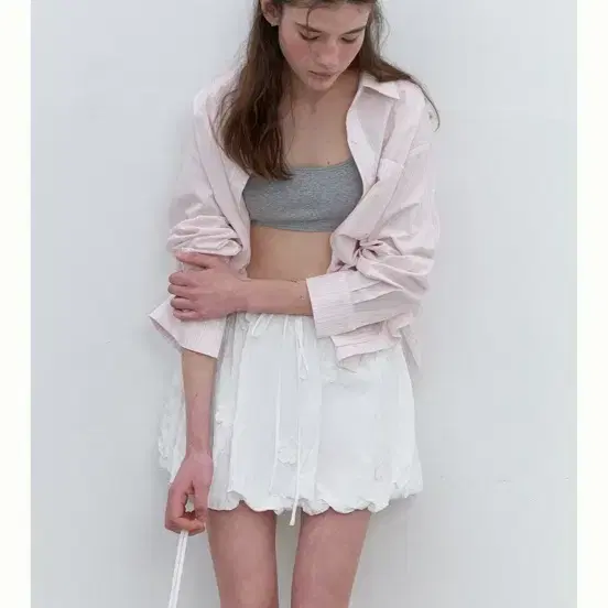 Soonsu 순수 Applique Balloon Skirt (White Crease)
