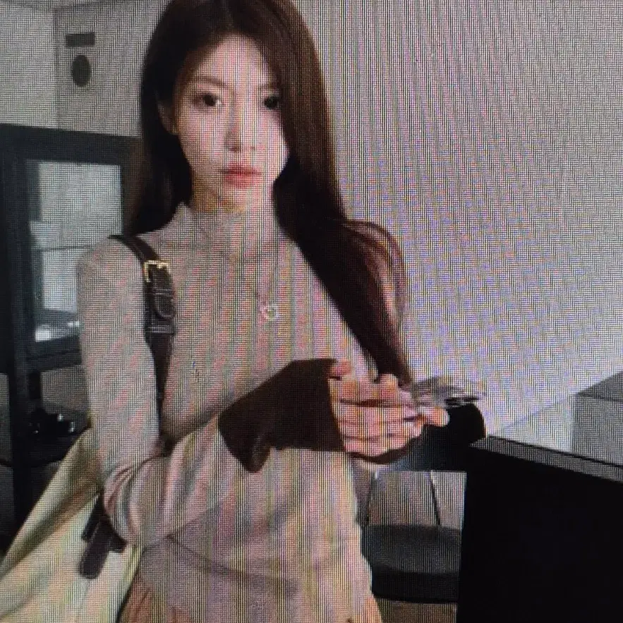 (해외배송)하프넥 배색 니트 티 2컬러