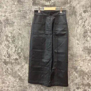 새상품급 MOUSSY 마우지 [ M ] 인조 가죽 펜슬 타이트 스커트 블랙