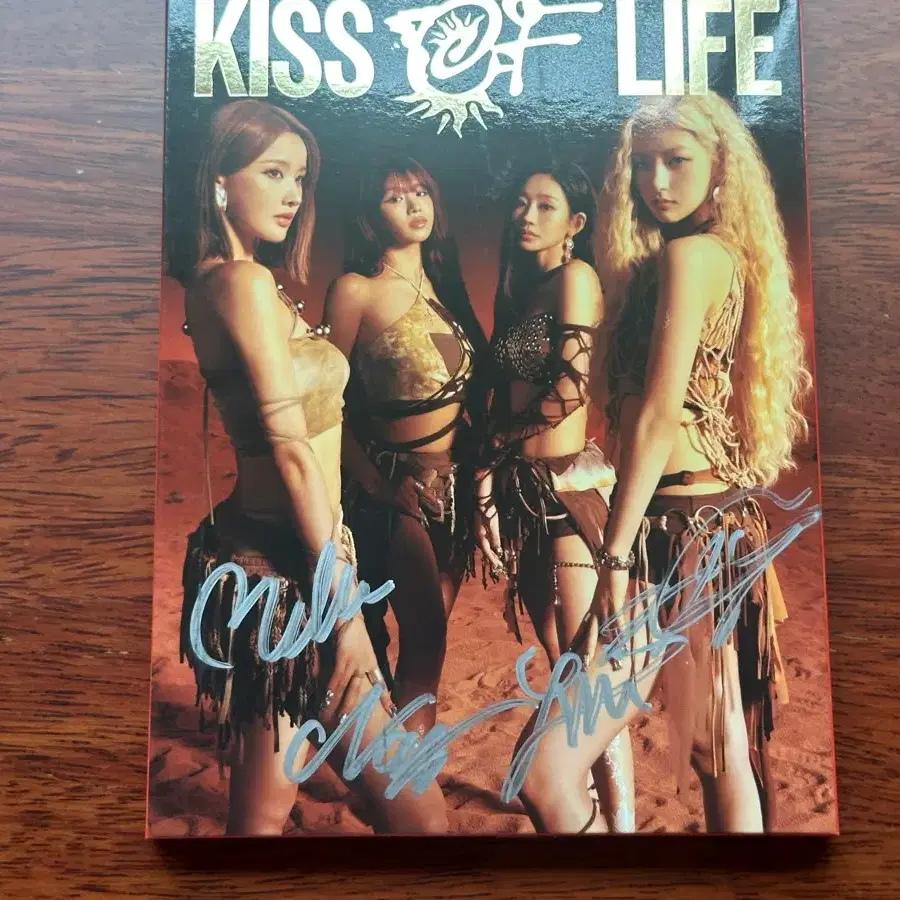 키스오브라이프 Kiss Of Life 친필 싸인 앨범
