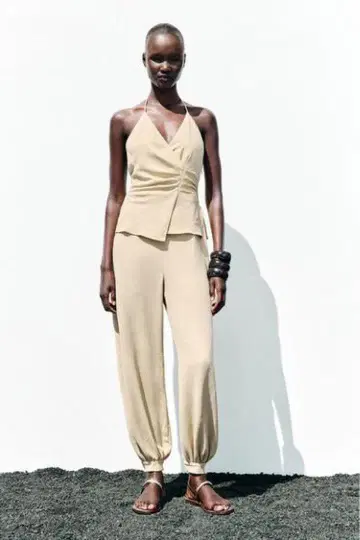[온라인 완판] ZARA 홀더넥 점프수트