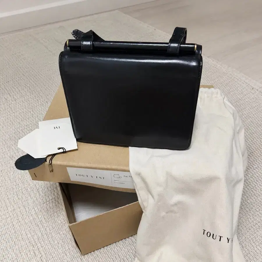 투티에 포멜 미니백 SAC PAUMELLE MINI - 블랙