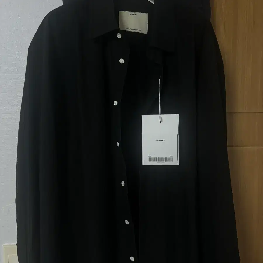 (새상품)포터리 코튼 타입라이터 컴포트셔츠 블랙 2사이즈