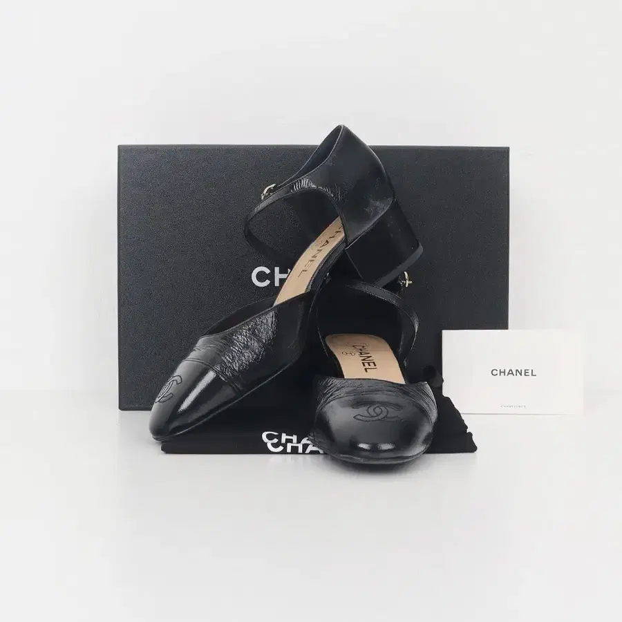 샤넬CC로고 스트랩 미들힐 샌들 블랙 G45878 38