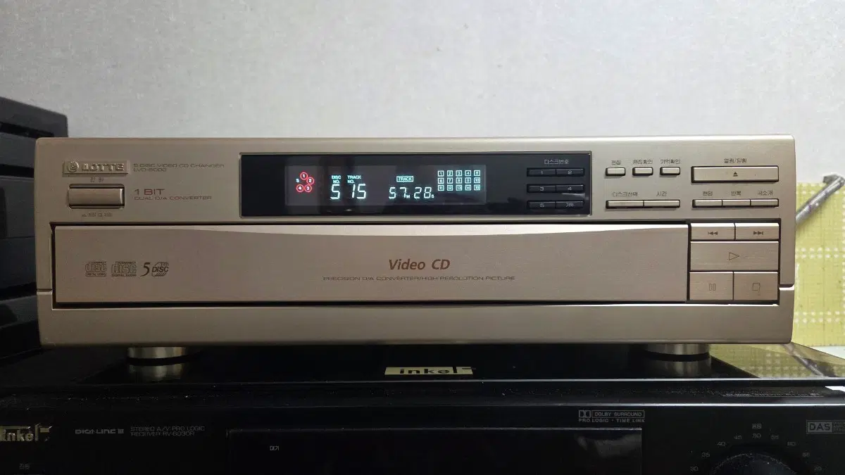 롯데 LVC-6000 5 디스크  플레이어입니다