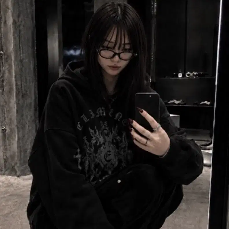 [새상품] 엘리메노 후드티 블랙