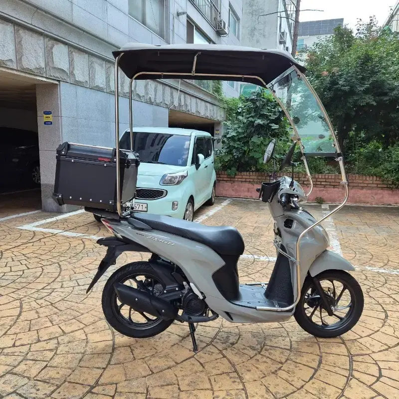 무사고.무쿵 1인차주 혼다 비전 110 판매합니다.(25년/16,796km/캐노피장착)