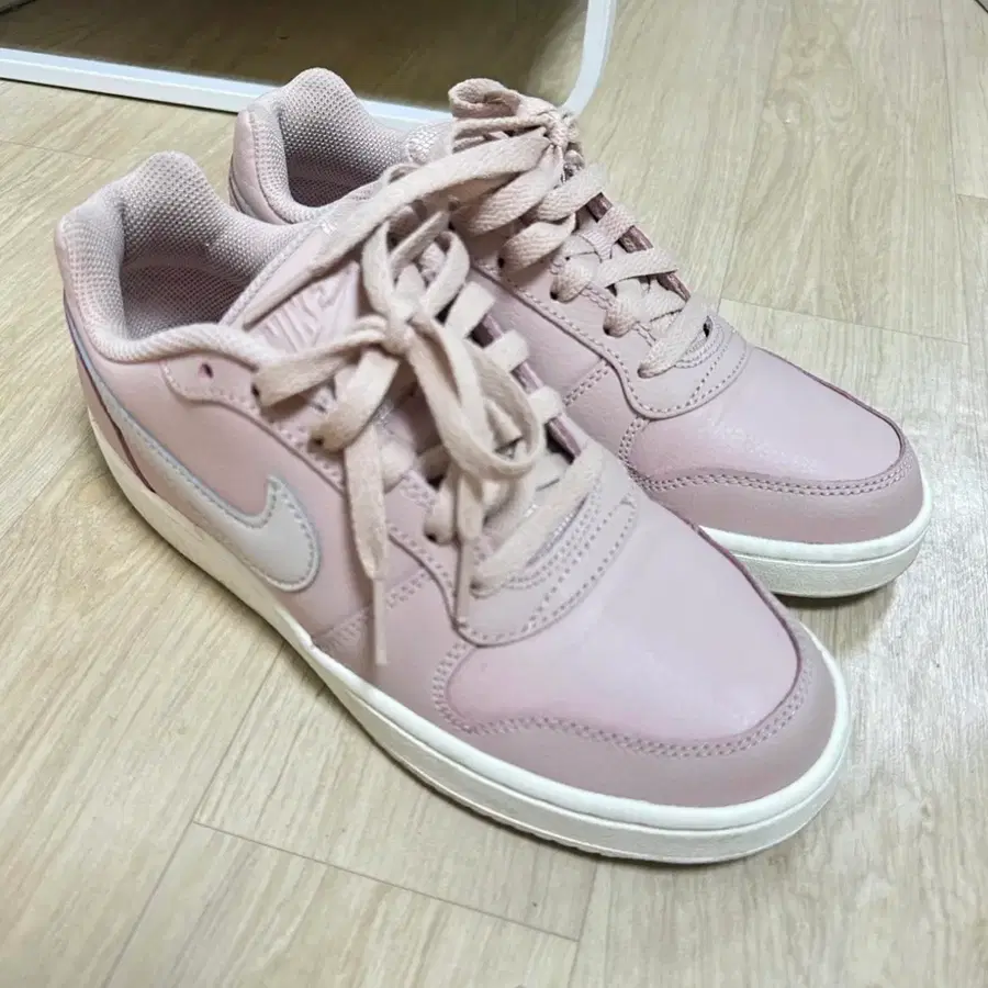 나이키 핑크 운동화 230