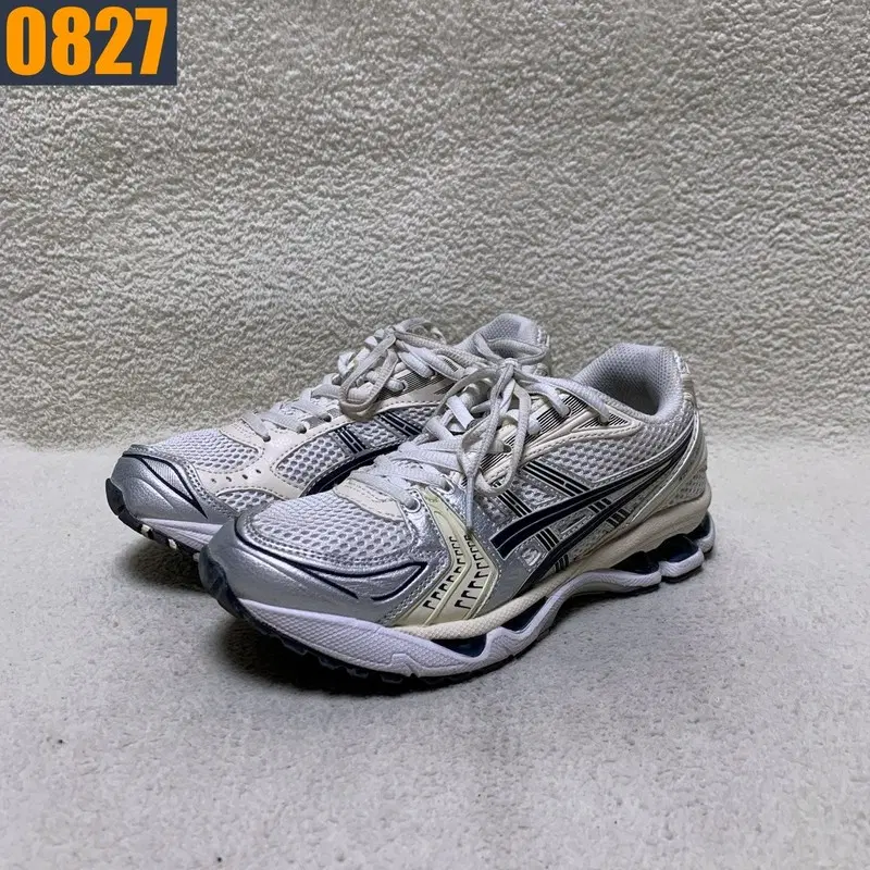 240 ASICS 아식스 젤카야노 14 운동화