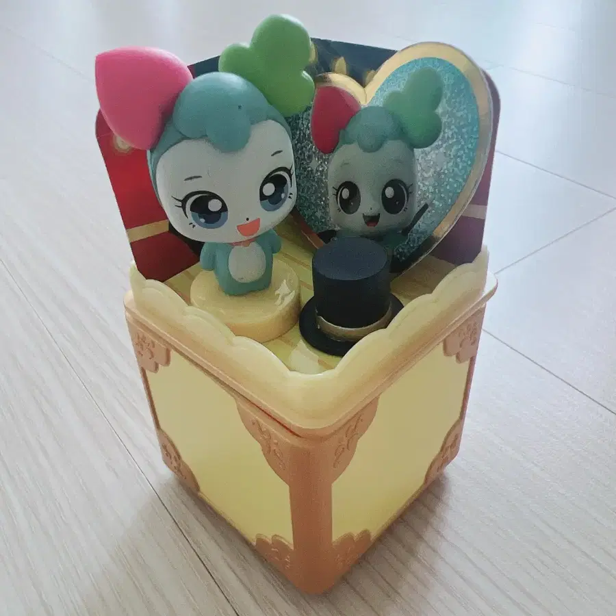 띠용핑 피규어