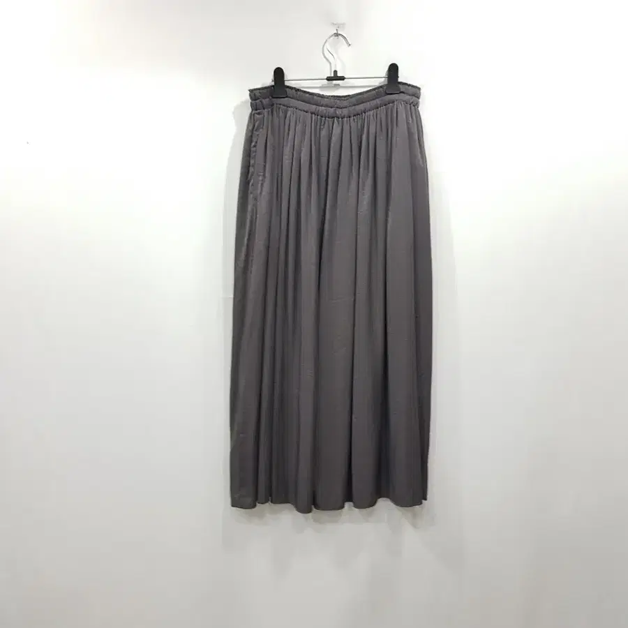 T41 유니클로 밴딩 새틴 모리걸 하구미룩 롱 스커트 여L-XL