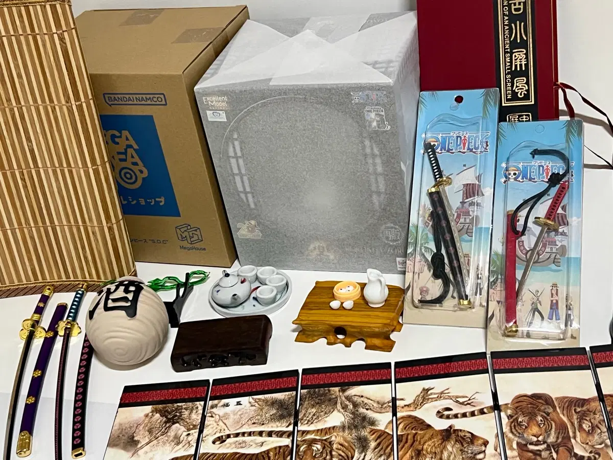 pop soc 롤로노아 조로 피규어 원피스 피규어 미개봉 디오라마 풀세트