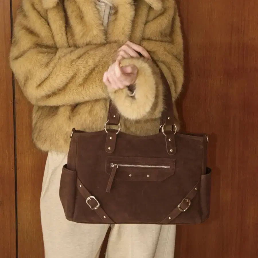 아노에틱_ ANC STUD RING BAG