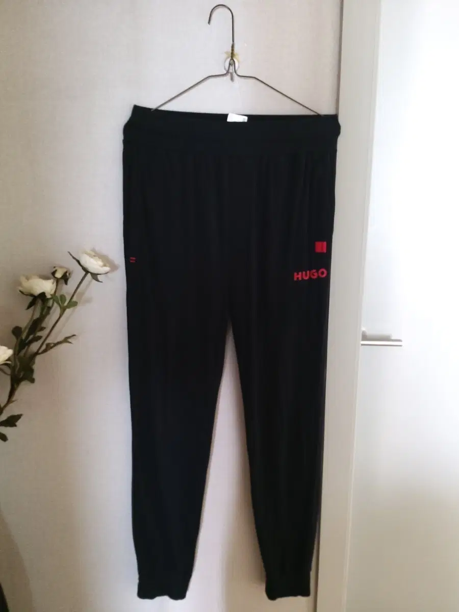 휴고보스 HUGO BOSS (정품) 블랙 조거팬츠