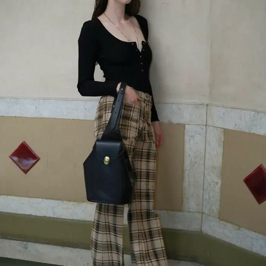 아카이브앱크 Egg sling bag