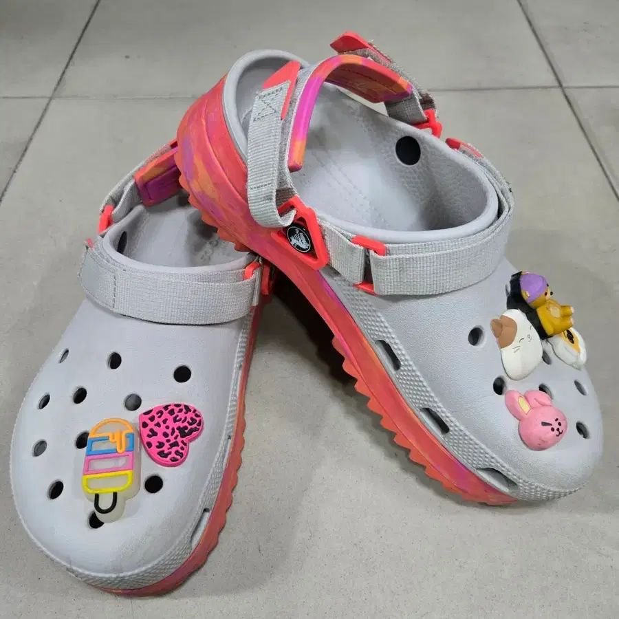 크록스 클래식 하이커 클로그 애트모스피어 멀티 260mm