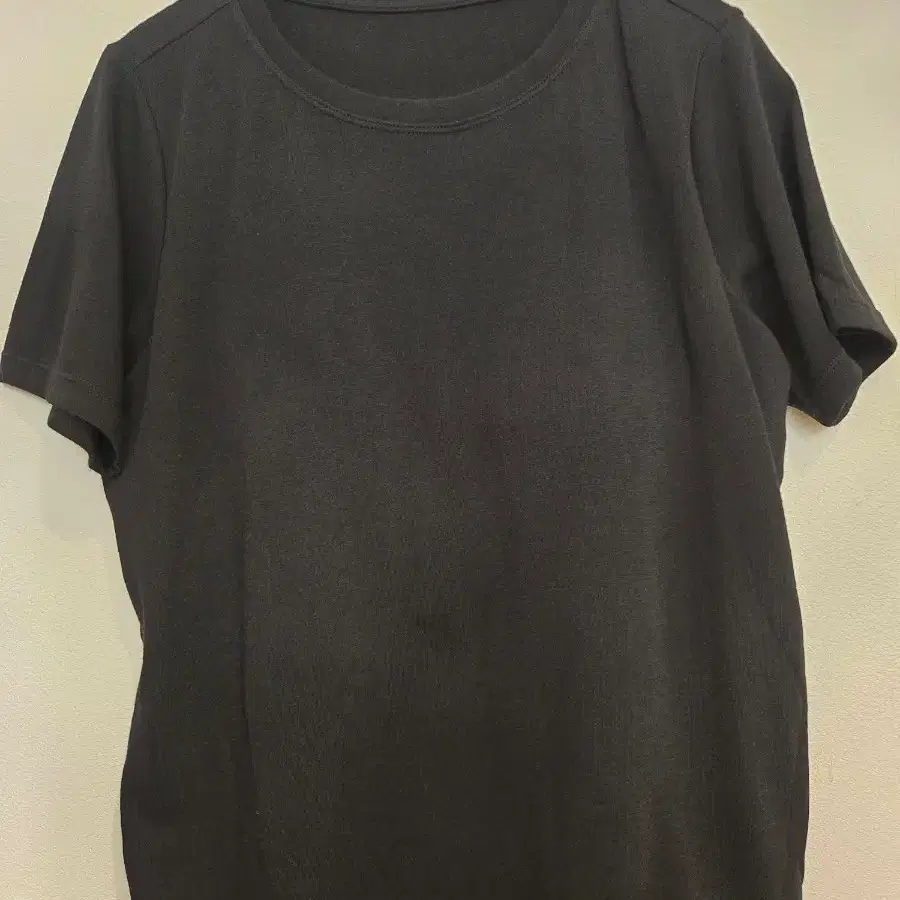 캡내장 블랙 기본 반팔티 S