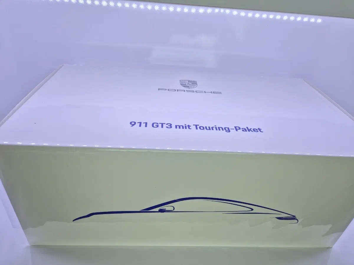 1:18 포르쉐 911 GT3 투어링 패키지