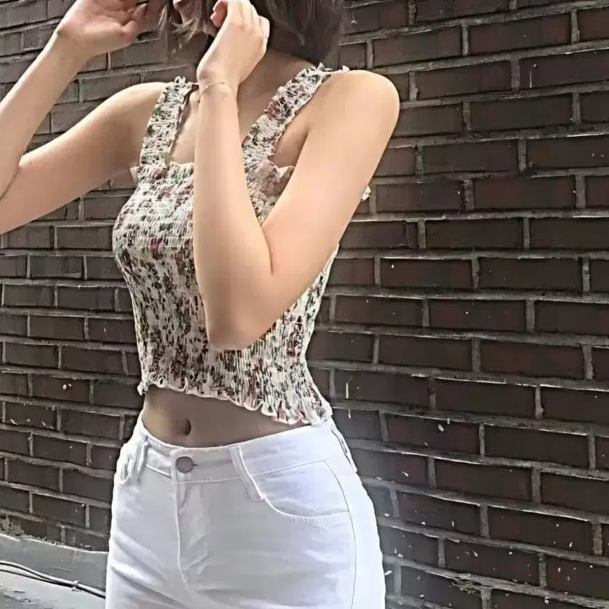 플라워 스모킹 크롭 나시
