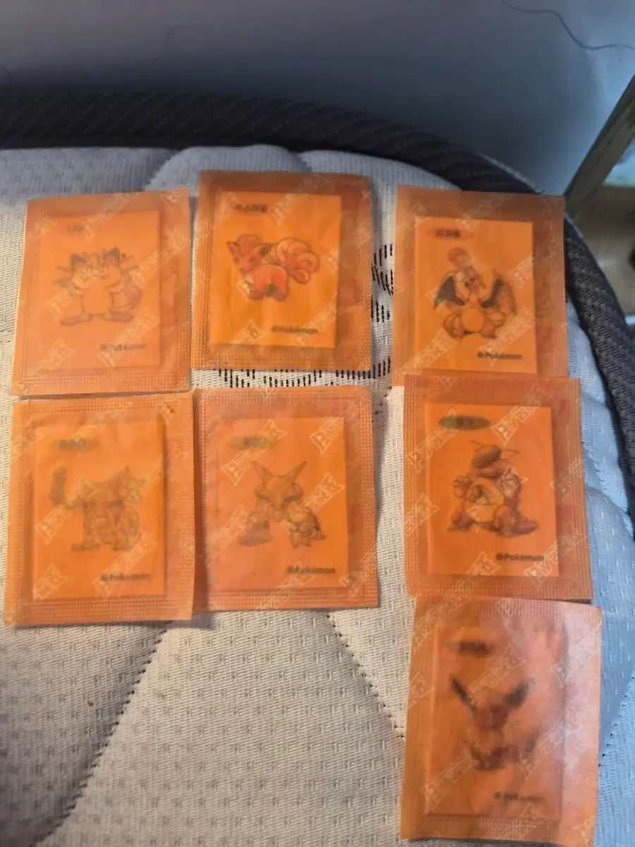 포켓몬 오리지널 띠부씰 미개봉 일괄판매합니다