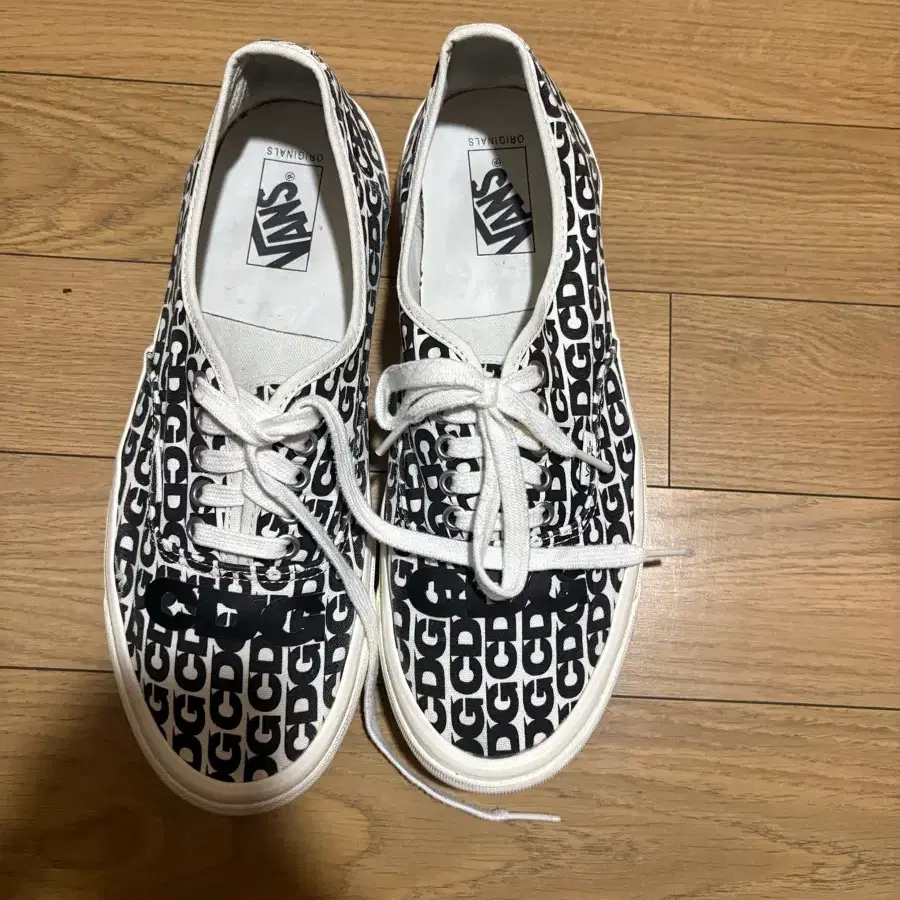 290 반스 꼼데(cdg) 어센틱