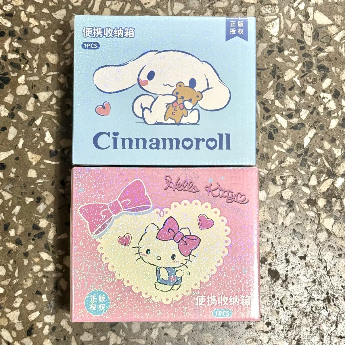 시나모롤 헬로키티 휴대용 레디백 스트랩 가방 미사용 새상품